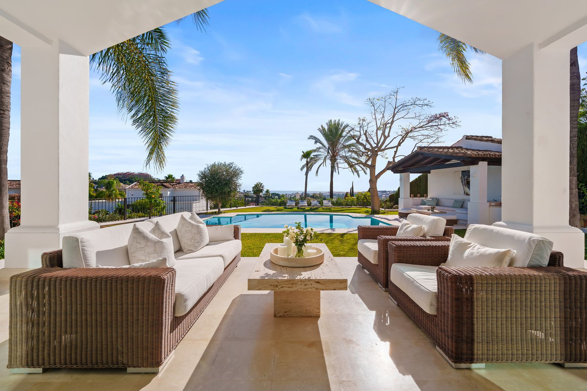 4 Bedroom Detached Villa in Nueva Andalucía