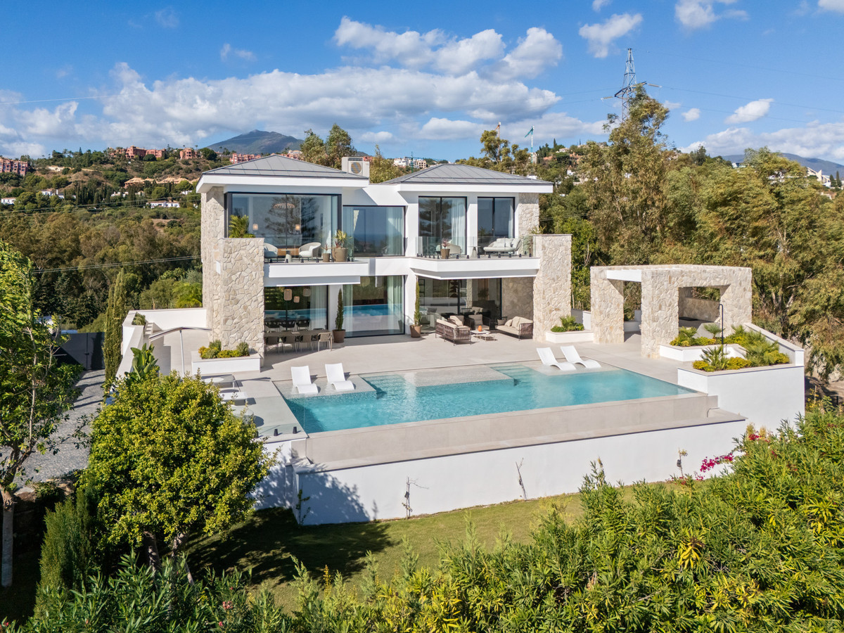5 Bedroom Detached Villa in La Quinta