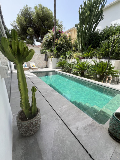 4 Bedroom Detached Villa in Nueva Andalucía